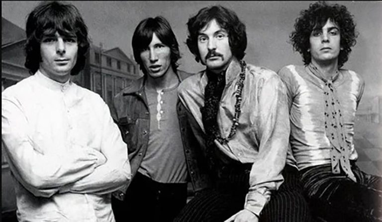 Pink Floyd: one of the most influential bands in progressive rock 3
